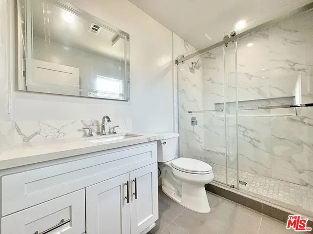 1118 S Holt Avenue 3, Los Angeles, California 90035