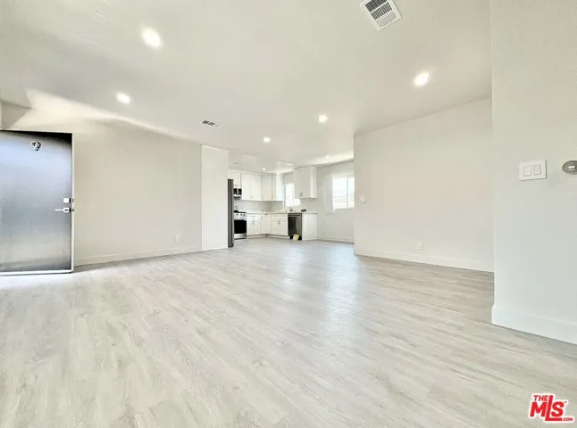 1118 S Holt Avenue 3, Los Angeles, California 90035