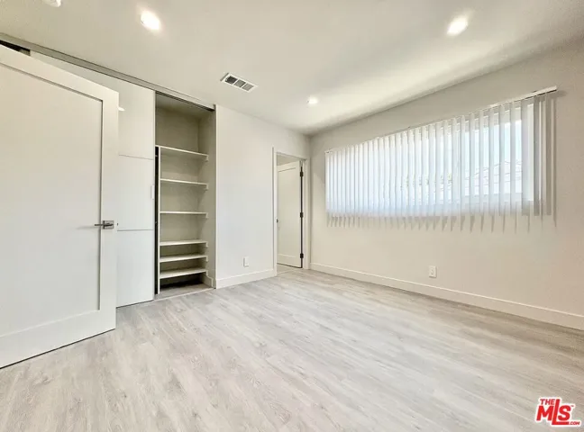 1118 S Holt Avenue 3, Los Angeles, California 90035