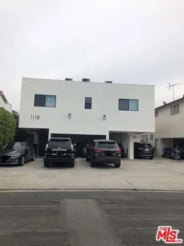 1118 S Holt Avenue 3, Los Angeles, California 90035
