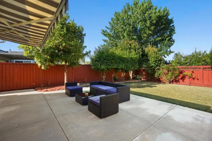 42873 Everglades Park Drive, Fremont, California 94538