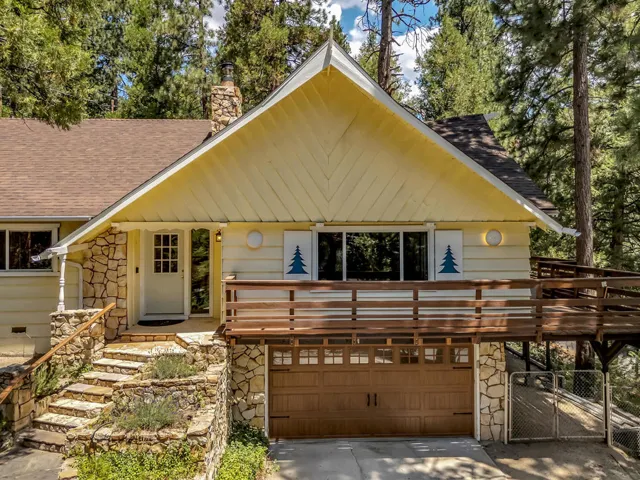 Front of Home and Garage