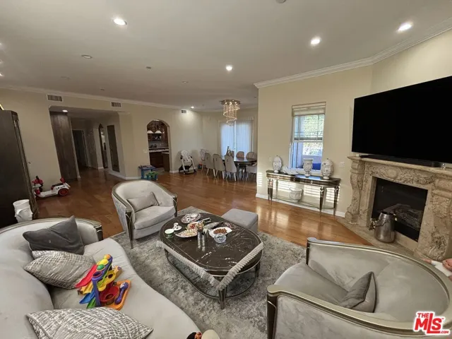 333 Milford Street 302, Glendale, California 91203