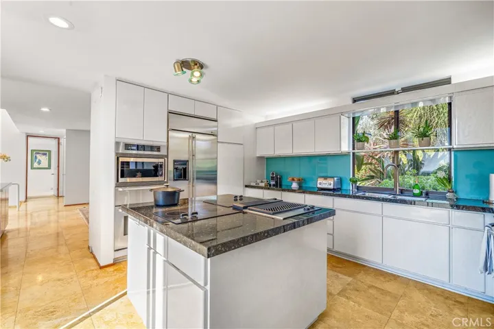 3028 Overhill Drive, Vista, California 92084