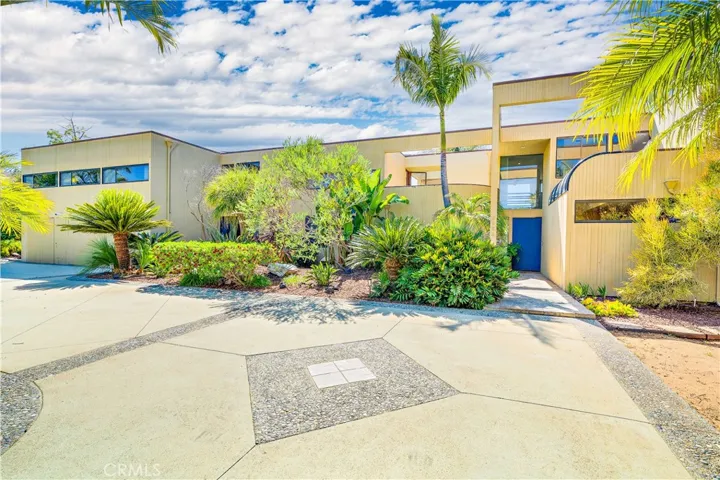 3028 Overhill Drive, Vista, California 92084