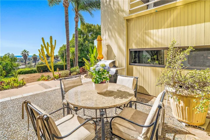 3028 Overhill Drive, Vista, California 92084