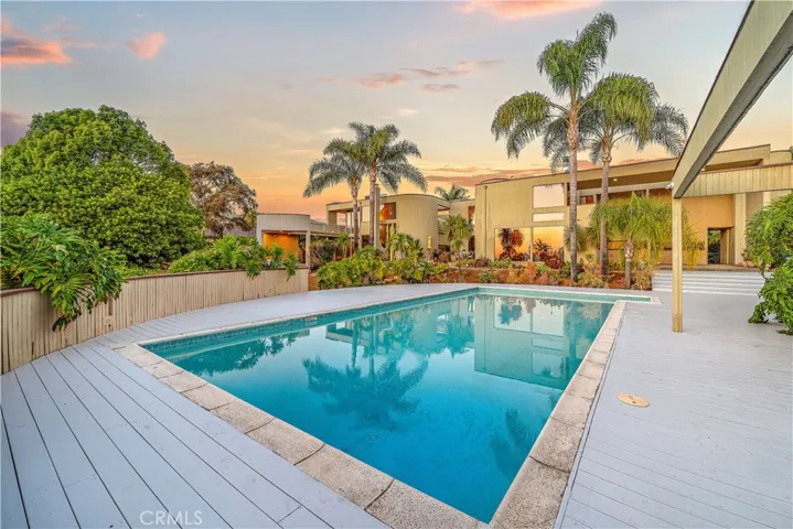3028 Overhill Drive, Vista, California 92084