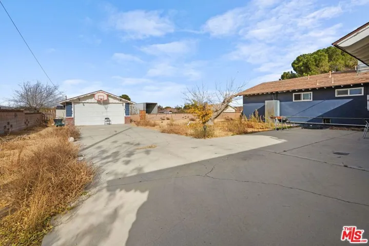 4631 W Avenue M8, Quartz Hill, California 93536