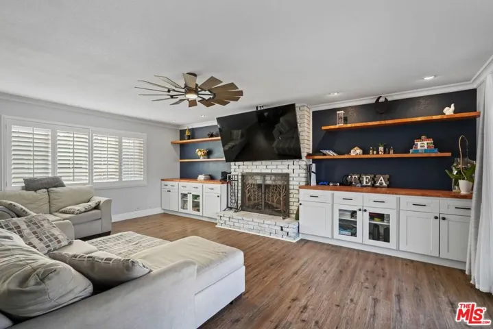 4631 W Avenue M8, Quartz Hill, California 93536