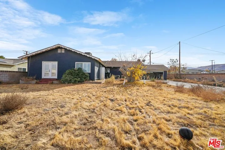4631 W Avenue M8, Quartz Hill, California 93536