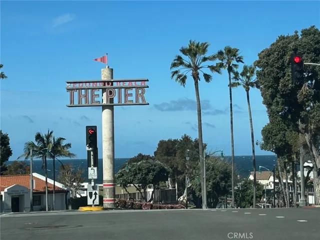 650 The Village 106, Redondo Beach, California 90277