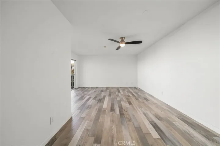 650 The Village 106, Redondo Beach, California 90277