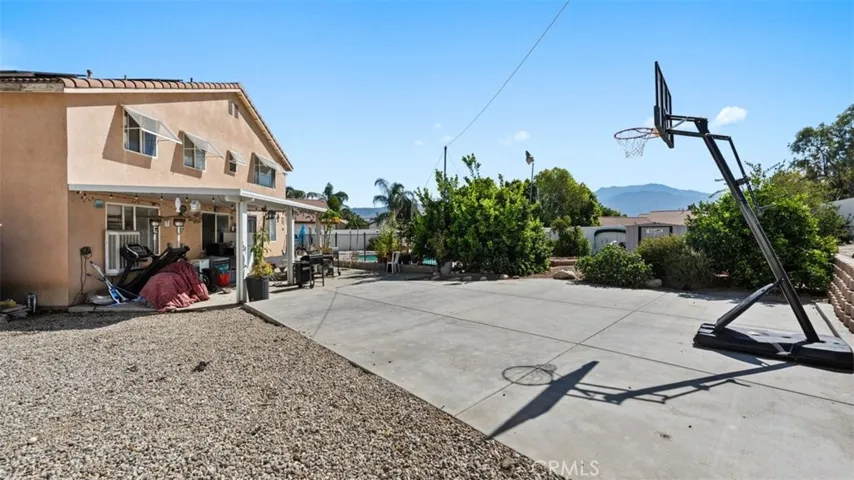 324 Pamela Court, Hemet, California 92544