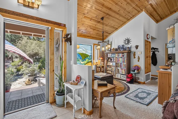 15901 Edgewood, Pine Mountain Club, California 93222
