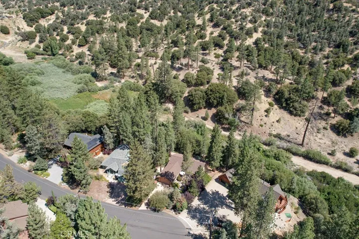 15901 Edgewood, Pine Mountain Club, California 93222