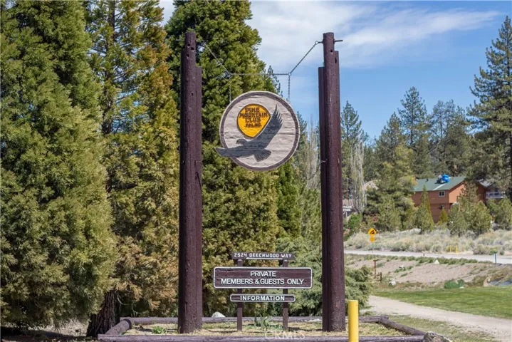 15901 Edgewood, Pine Mountain Club, California 93222