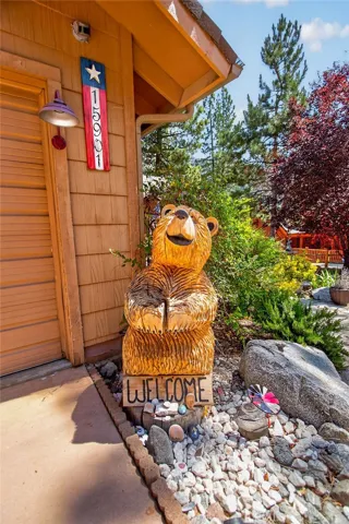 15901 Edgewood, Pine Mountain Club, California 93222