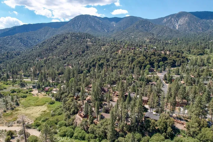 15901 Edgewood, Pine Mountain Club, California 93222