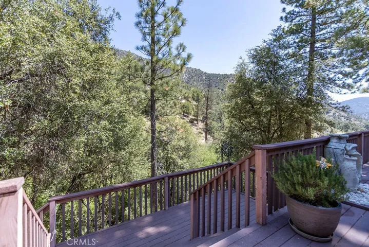 15901 Edgewood, Pine Mountain Club, California 93222