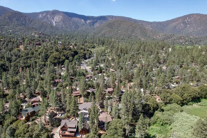 15901 Edgewood, Pine Mountain Club, California 93222