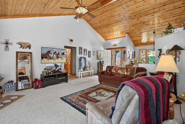 15901 Edgewood, Pine Mountain Club, California 93222