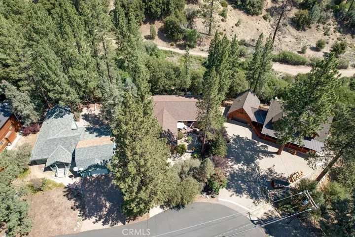 15901 Edgewood, Pine Mountain Club, California 93222
