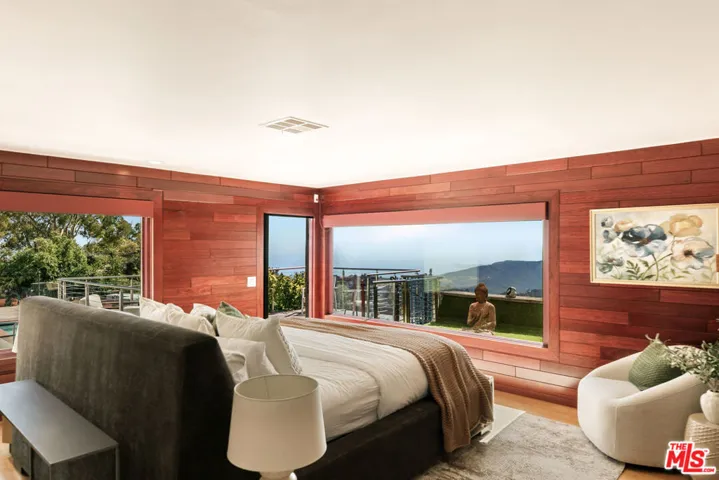 231 Loma Metisse Road, Malibu, California 90265