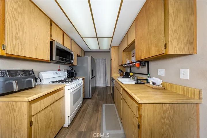 3180 Little Mountain B, San Bernardino, California 92405