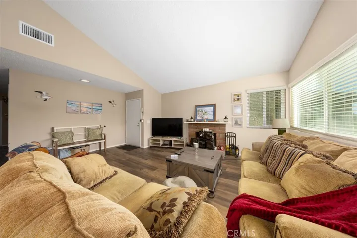 3180 Little Mountain B, San Bernardino, California 92405