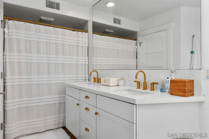 1309 Cornish Dr, Encinitas, California 92007