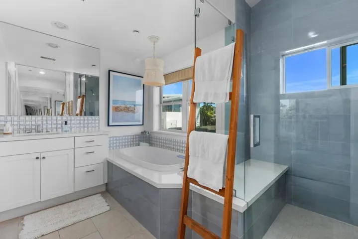 1309 Cornish Dr, Encinitas, California 92007