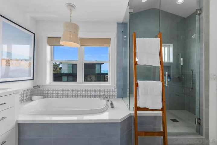 1309 Cornish Dr, Encinitas, California 92007