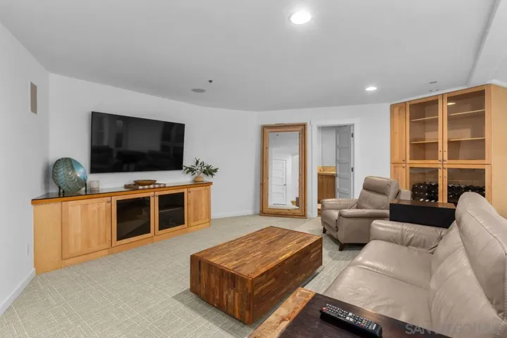 1309 Cornish Dr, Encinitas, California 92007