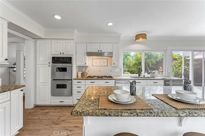 11 Almond Tree, Irvine, California 92612