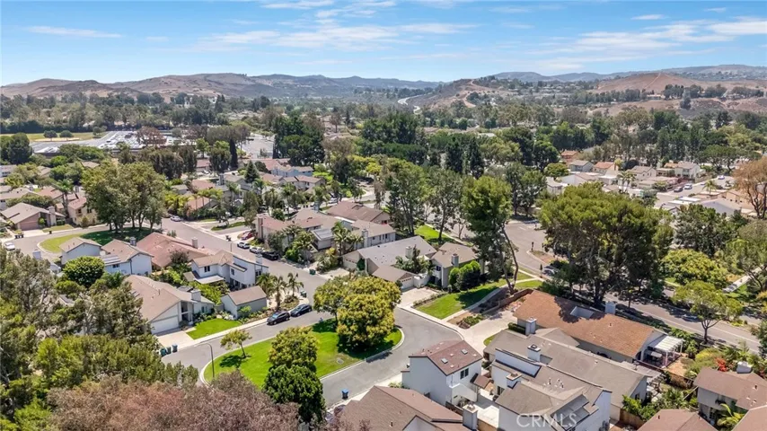 11 Almond Tree, Irvine, California 92612