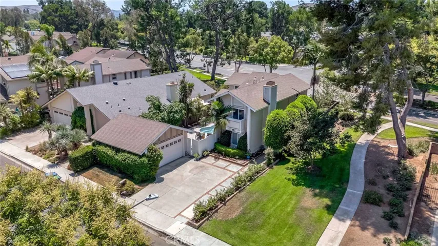 11 Almond Tree, Irvine, California 92612