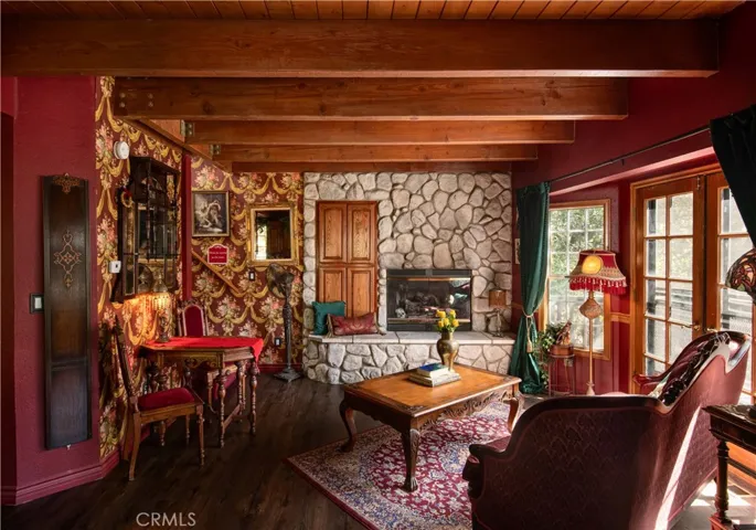 23594 Hillside, Crestline, California 92325