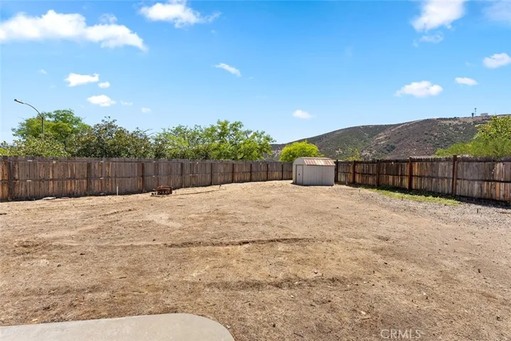 Great backyard with lovely views!