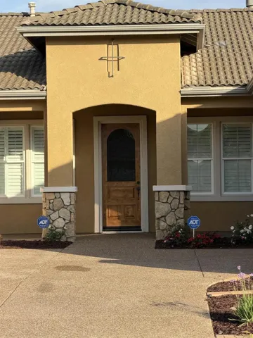 363 Melbourne Glen, Escondido, California 92026