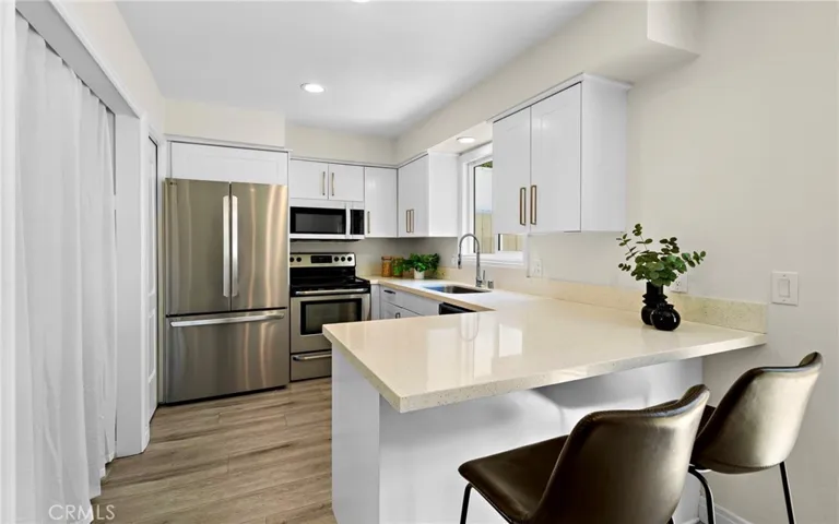 9562 Cornwall, Huntington Beach, California 92646