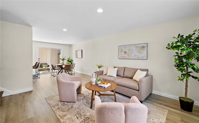 9562 Cornwall, Huntington Beach, California 92646