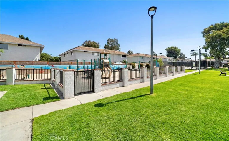 9562 Cornwall, Huntington Beach, California 92646