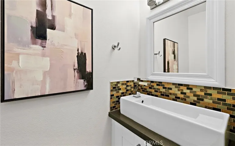 9562 Cornwall, Huntington Beach, California 92646