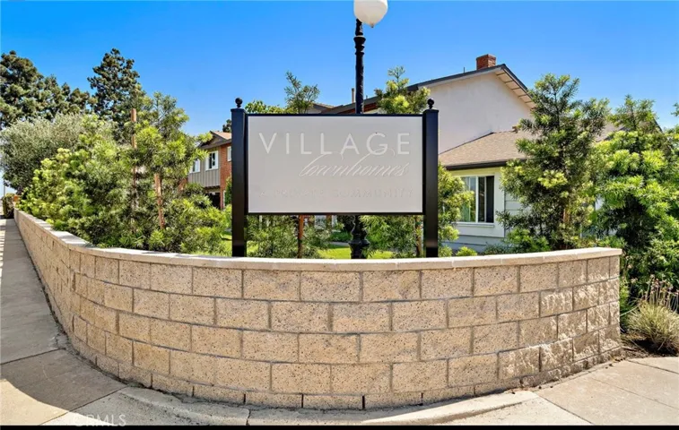 9562 Cornwall, Huntington Beach, California 92646