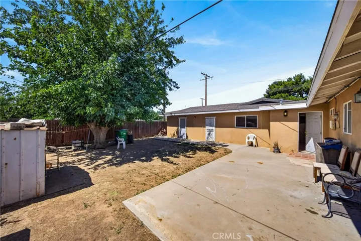 2174 W Lincoln, Banning, California 92220