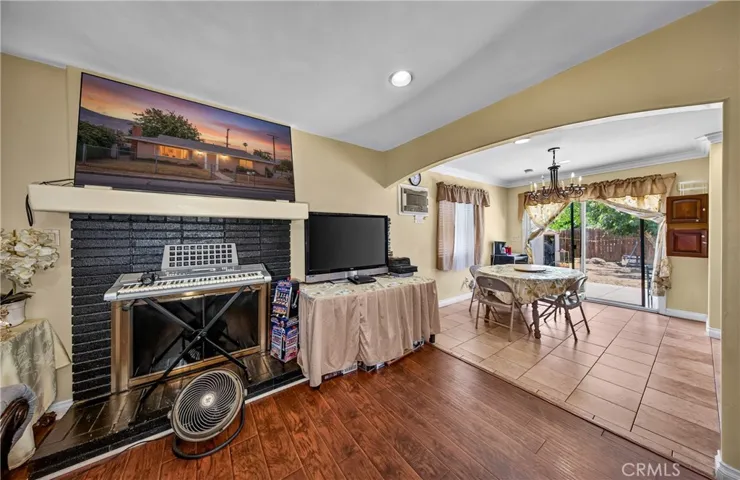 2174 W Lincoln, Banning, California 92220