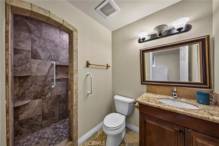 2174 W Lincoln, Banning, California 92220