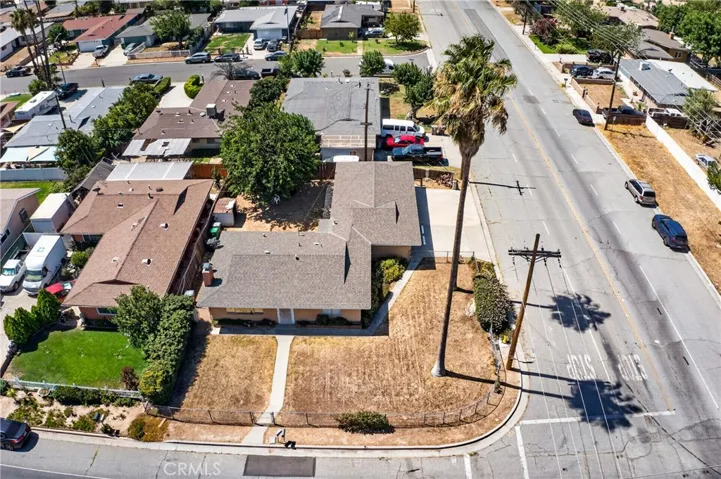 2174 W Lincoln, Banning, California 92220
