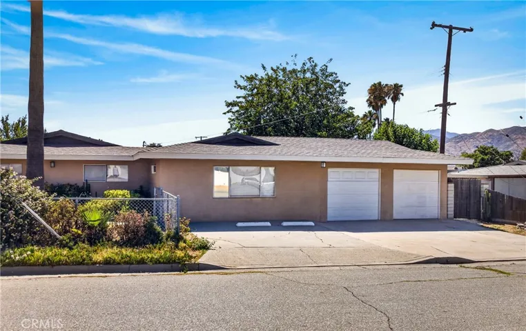 2174 W Lincoln, Banning, California 92220