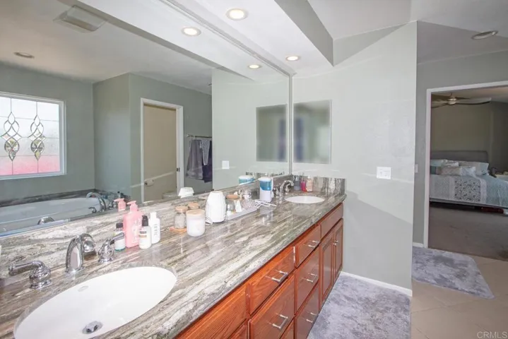 Dual Sinks